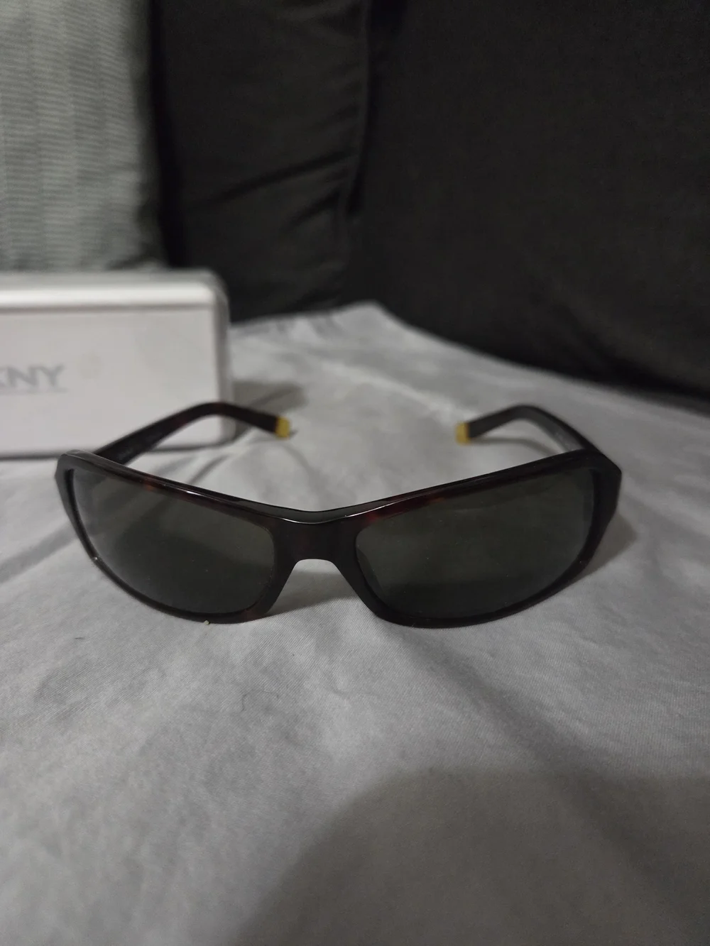 DKNY Women's Tortoiseshell Sunglasses - Brown Lenses